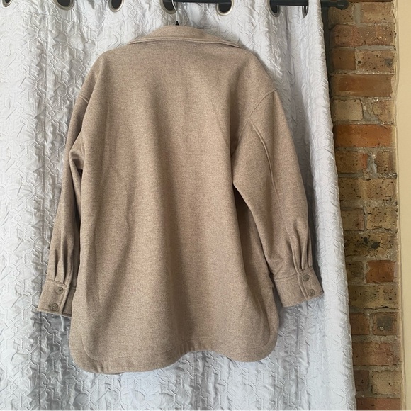 H&M Tan Shacket - Like New - Picture 3 of 4